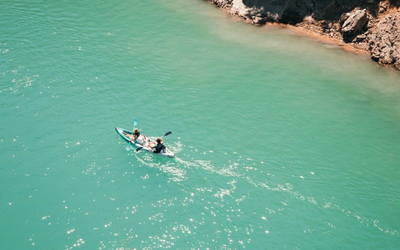 Kayak Gonflable 2 Places : Comparatif des 3 Meilleurs (2026)